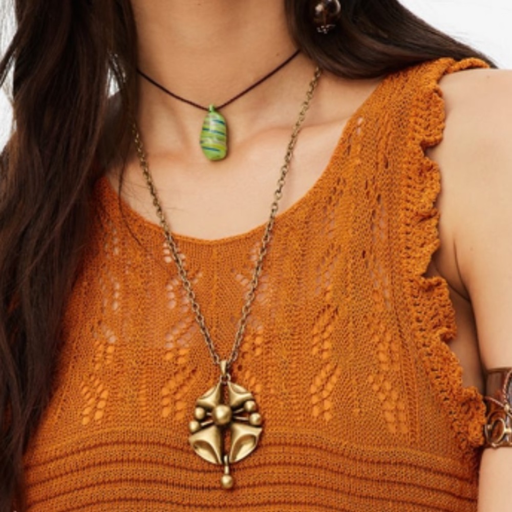 Pack of necklaces limited edition
